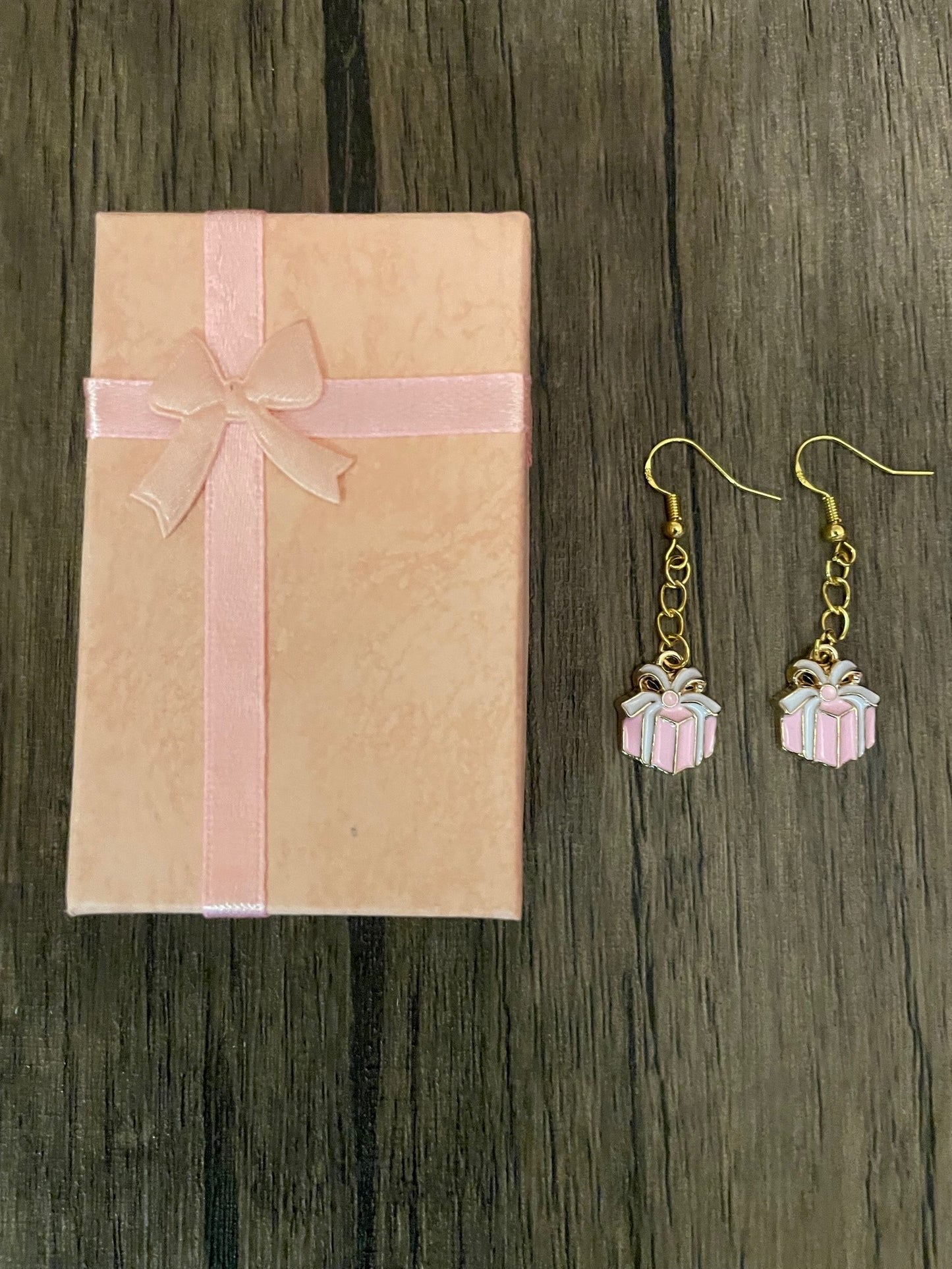 Pink Present Earrings with Gift Box